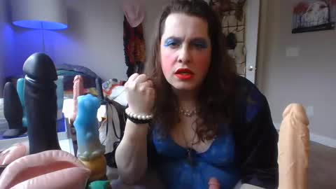 Snapshot of mxsissycharlotte chatting on February 4, 2025, 5:12 pm Mx Charlotte online show from February 4, 2025, 5:12 pm