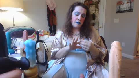 Snapshot of mxsissycharlotte chatting on February 10, 2025, 5:52 pm Mx Charlotte online show from February 10, 2025, 5:52 pm