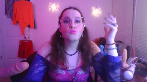 Snapshot of mxsissycharlotte chatting on January 11, 2026, 2:05 am Mx Charlotte online show from January 11, 2026, 2:05 am