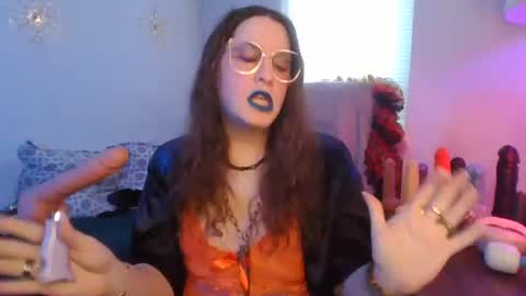 Snapshot of mxsissycharlotte chatting on February 18, 2026, 5:09 pm Mx Charlotte online show from February 18, 2026, 5:09 pm