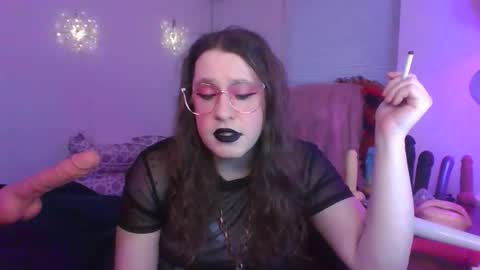 Snapshot of mxsissycharlotte chatting on March 4, 2026, 11:11 pm Mx Charlotte online show from March 4, 2026, 11:11 pm