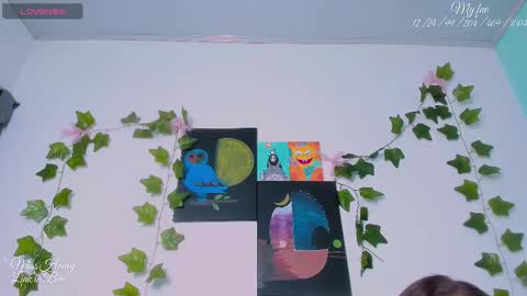 Sara IG   online show from September 14, 2025, 9:08 am