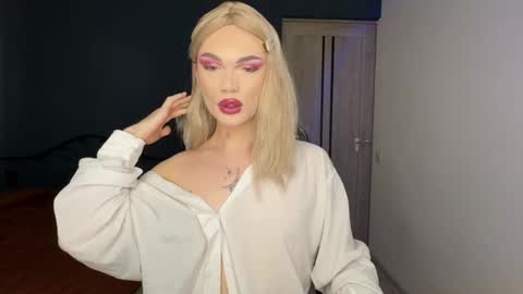 Sandra Muse online show from February 7, 2025, 11:12 am