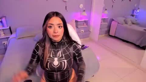 MyaFontaine online show from November 12, 2025, 6:03 am