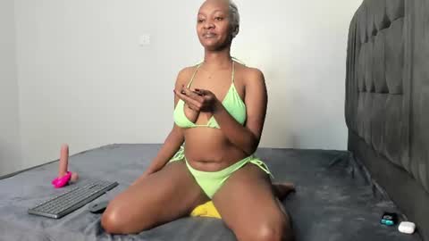 myah_love online show from June 23, 2026, 3:26 am