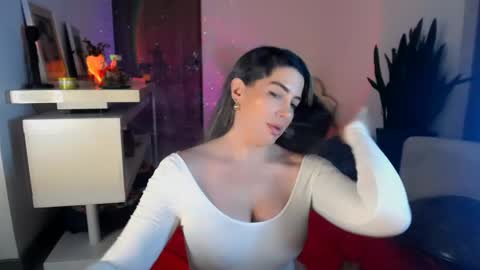 Snapshot of myahangel chatting on April 15, 2026, 11:16 pm Myah Angel online show from April 15, 2026, 11:16 pm