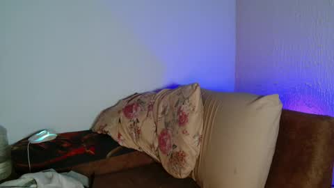 myamillor online show from April 16, 2026, 9:50 pm