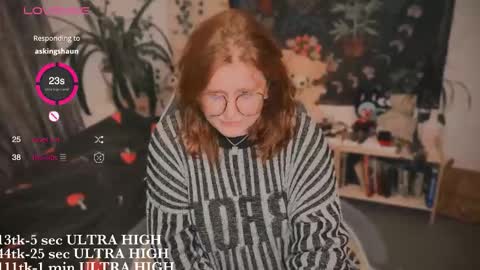 Kate online show from September 18, 2025, 10:12 pm