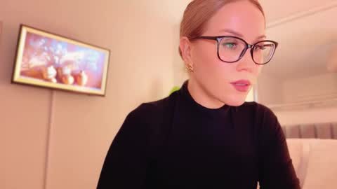 Mya-be Yours P online show from February 21, 2026, 8:32 pm