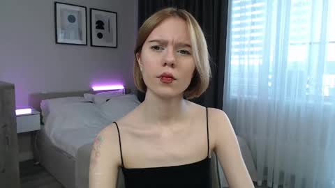 Lana online show from May 17, 2026, 7:06 am