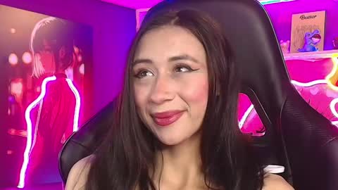 Milly Cute online show from April 22, 2026, 3:31 am