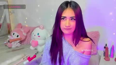    online show from October 3, 2025, 9:06 am