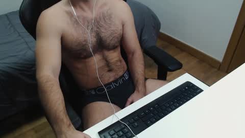 Juan  OF  myhairymacho online show from January 7, 2025, 4:39 am