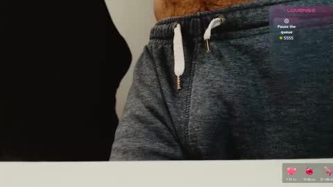 Juan  OF  myhairymacho online show from November 16, 2025, 1:39 pm