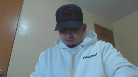 Snapshot of myke_andrade chatting on January 3, 2025, 2:43 am myke_andrade online show from January 3, 2025, 2:43 am