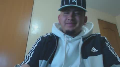 Snapshot of myke_andrade chatting on January 16, 2025, 5:32 am myke_andrade online show from January 16, 2025, 5:32 am