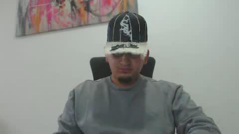 Snapshot of myke_andrade chatting on February 7, 2025, 11:45 am myke_andrade online show from February 7, 2025, 11:45 am