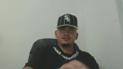 Snapshot of myke_andrade chatting on March 11, 2025, 7:03 pm myke_andrade online show from March 11, 2025, 7:03 pm