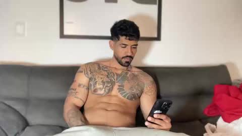 Myke esthetic online show from January 6, 2025, 1:31 am