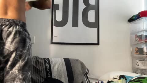 Myke esthetic online show from September 15, 2025, 7:14 pm