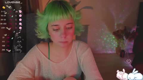 MylaFlores online show from February 27, 2025, 1:59 am