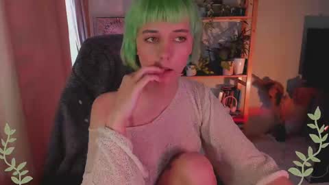 MylaFlores online show from March 3, 2025, 4:36 am