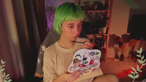 MylaFlores online show from March 8, 2025, 12:55 am