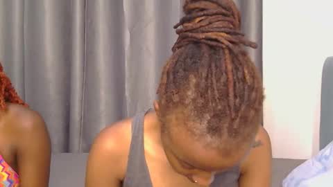 myline_ online show from April 1, 2026, 4:04 pm