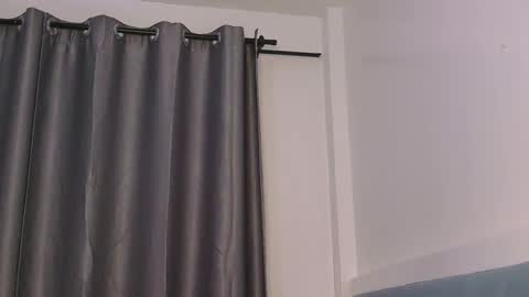 myline_ online show from April 7, 2026, 4:57 am