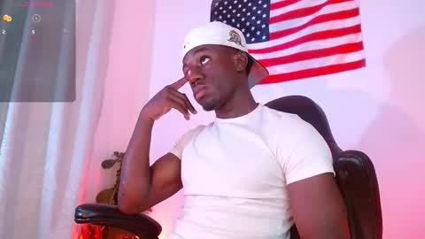 Mylo Wallace  online show from November 20, 2025, 8:19 pm