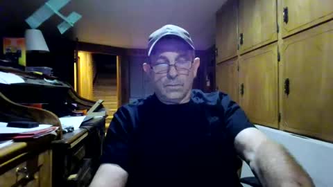 Snapshot of myplzur4u chatting on July 21, 2026, 1:19 am myplzur4u online show from July 21, 2026, 1:19 am