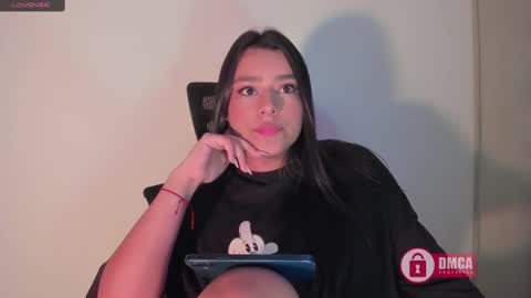 Bella online show from February 18, 2025, 2:49 am