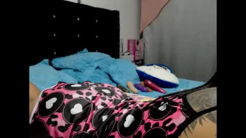 myranda  online show from October 21, 2025, 12:44 am