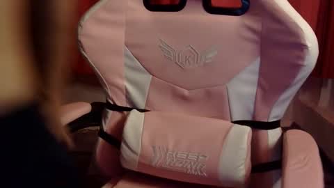 mysterious_man15 online show from January 17, 2025, 3:11 pm