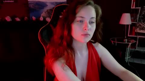 mystery_mary online show from November 13, 2025, 1:32 pm