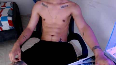 mysteryboy_thin16 online show from December 1, 2024, 9:04 pm