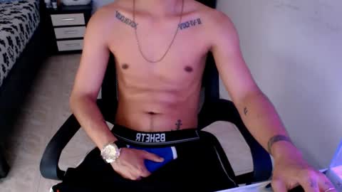 mysteryboy_thin16 online show from February 11, 2025, 11:01 pm