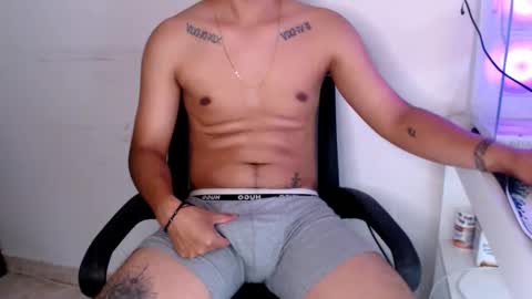 mysteryboy_thin16 online show from October 11, 2025, 9:35 pm