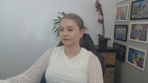 Erica online show from September 24, 2025, 7:12 am