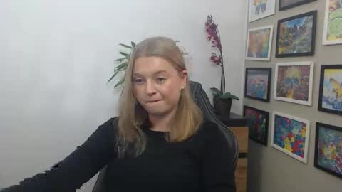 Erica online show from October 30, 2025, 11:00 am