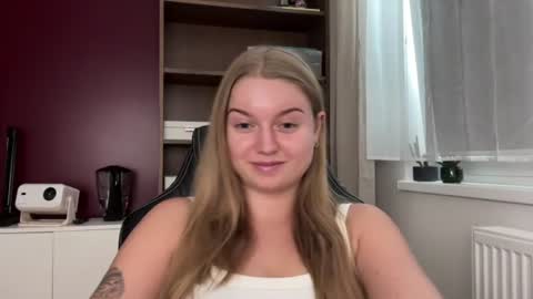 Snapshot of mysteryericax chatting on July 22, 2026, 11:24 am Erica online show from July 22, 2026, 11:24 am