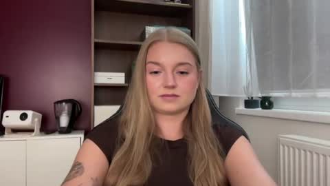 Snapshot of mysteryericax chatting on July 24, 2026, 12:03 pm Erica online show from July 24, 2026, 12:03 pm