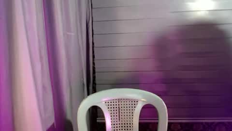 UR GIRL NEXTDOOR online show from December 16, 2025, 2:22 pm