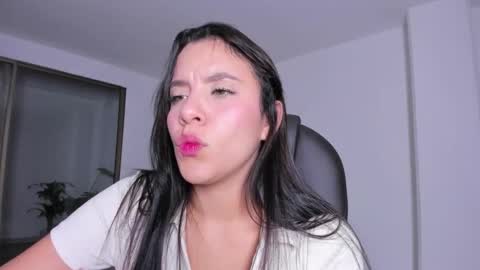 Elena online show from October 30, 2025, 1:07 am