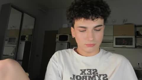 Evan Brown online show from September 17, 2025, 12:18 pm