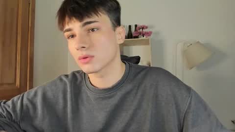 Evan Brown online show from December 5, 2025, 4:03 pm