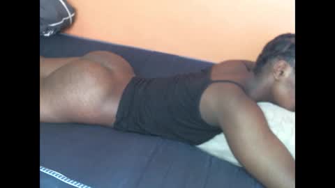 mystic_linna online show from March 7, 2025, 9:07 am