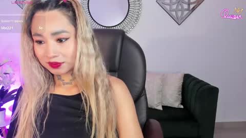 mystic_nova_ online show from April 4, 2026, 11:29 am