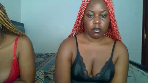 mystic_saucy online show from November 3, 2025, 5:25 pm