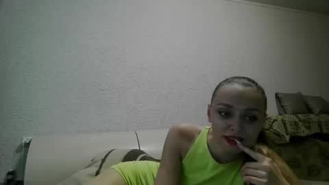 Anika online show from October 10, 2025, 1:43 pm